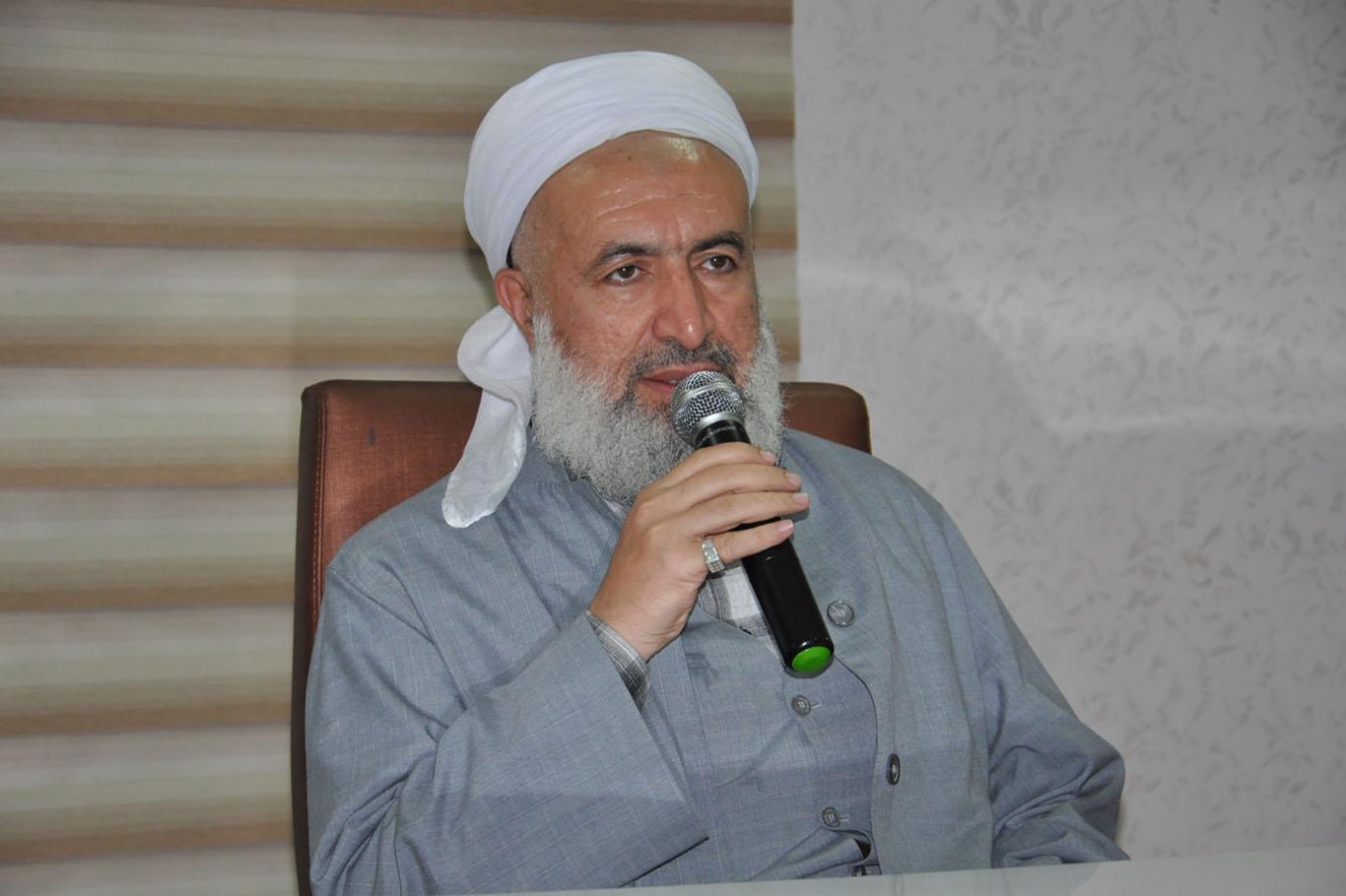 "Allah’tan başkasına baş eğmek cehalet ve sefalettir" "Allah’tan başkasına baş eğmek cehalet ve sefalettir"